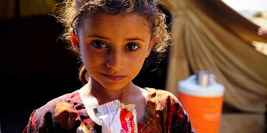 Life-saving food | Give a gift to help a child in need